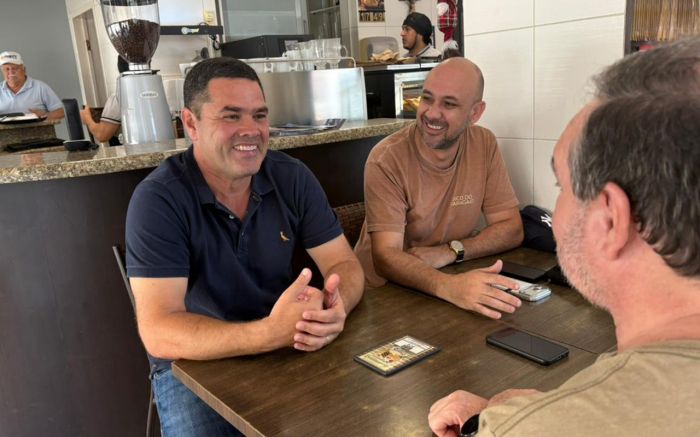 Prefeito faz visita ao JC