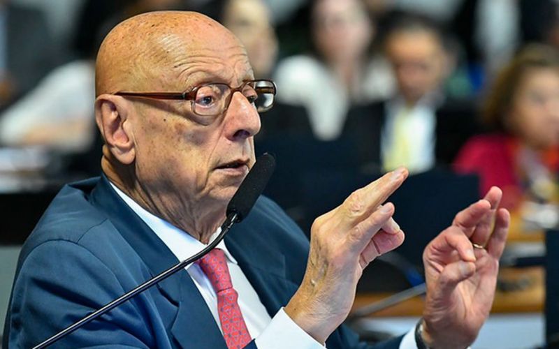 Frente ao veto do presidente Lula (PT) ao projeto da dosimetria, o senador turco-careca Esperidião Amin (PP) protocolou projeto de anistia pros golpistas. Amin diz que o “PL da Anistia” pretende pacificar o país e não é impunidade. Sei... (foto: divulgação)