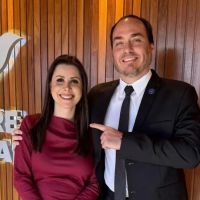 Jorginho busca viabilizar Carlos e Carol ao Senado