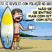 Surfista revoltado com poluição na Brava