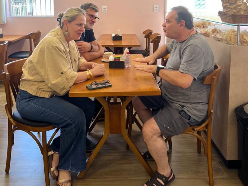 A vereadora de BC, Ciça Muller (PDT), acompanhada do seu marido, Flávio Pavan, fez uma visita de cortesia ao JC