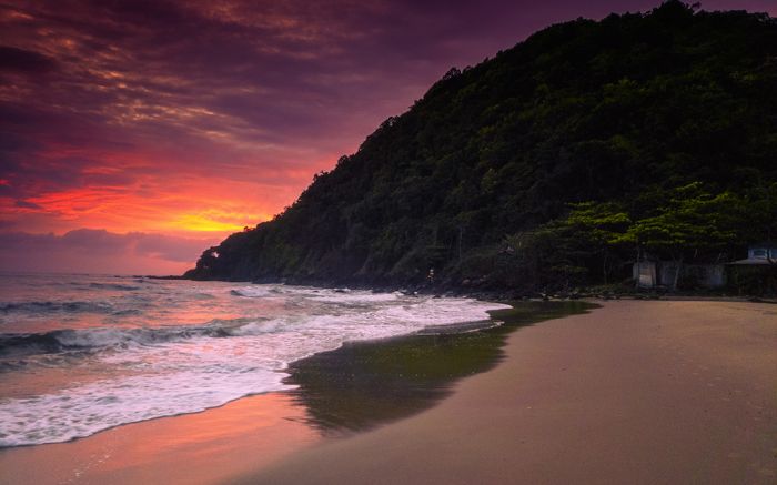 Fogo suave na praia dos Amores