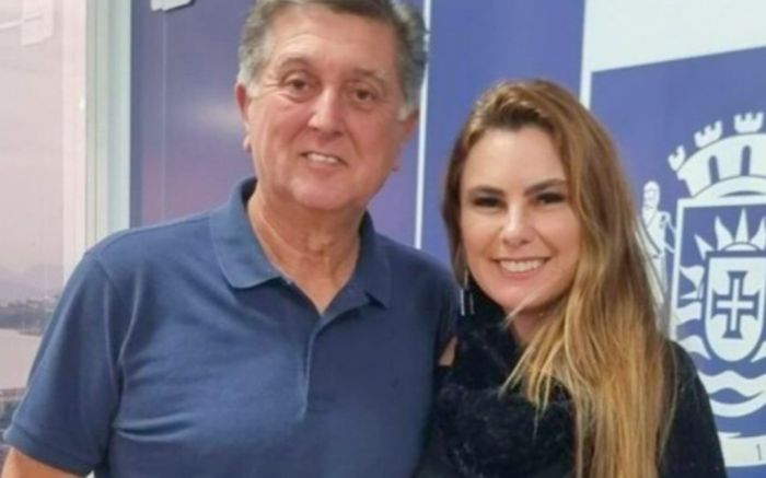 Paulinha recebe Topázio no Podemos