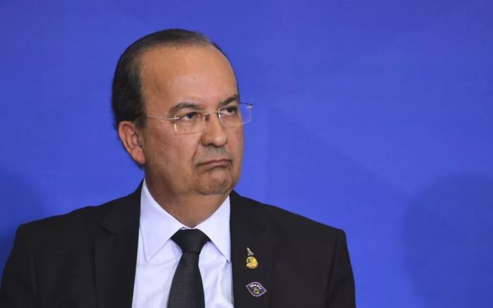 Na mira dos adversários