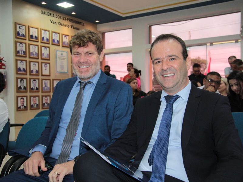 Em Navega city, tá rolando um filme na prefa dengo-dengo: “Apertem os cintos, o piloto sumiu”. Ai, ai, ai qui dor! (foto: divulgação)