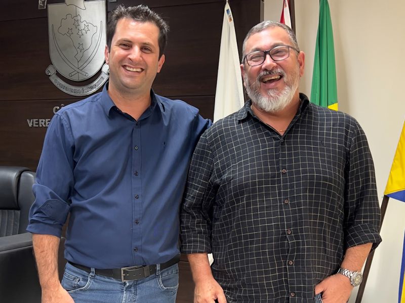 Os vereadores do PL, Fernando Pegorini e Pedro Molleri, poderiam estar na disputa deste ano, mas são lembrados pra 2028. Hummmmm... (foto: divulgação)