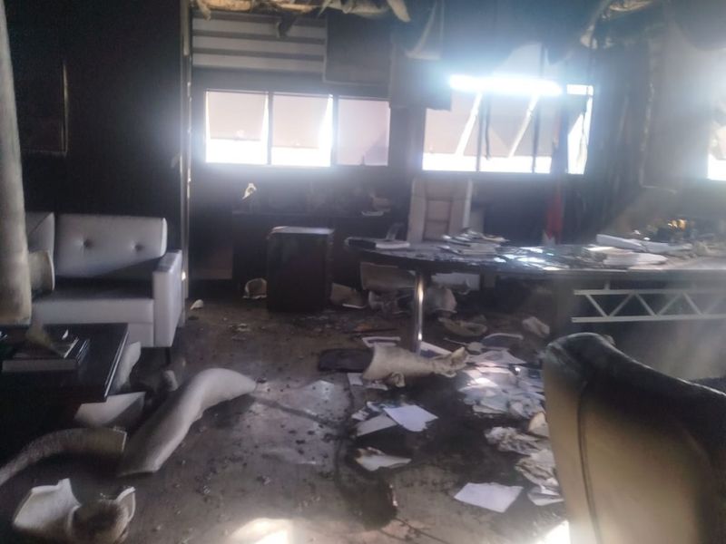 Manda benzer! O gabinete do prefeito de Itajaí, Robison Coelho (PL), anda tão carregado que pegou fogo (foto: Secom/Itajaí)