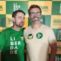 Influencer da tornozeleira é prestigiado pelos políticos