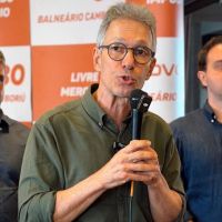 Zema volta a atacar o candidato do PL