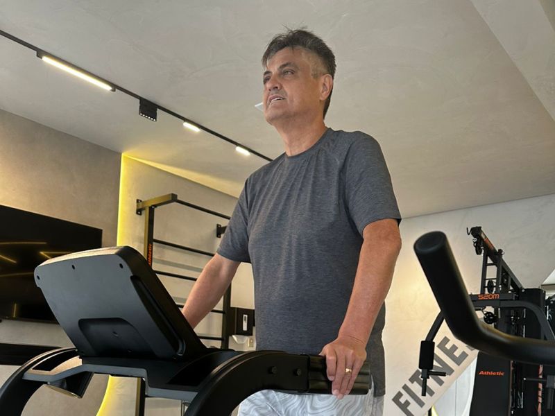 Prefeito em exercício! O dublê de vampiro anêmico, Nilson Probst (MDB), ficou como prefeito em exercício de BC até o domingo de dia das mães, um verdadeiro presente da titular Juju Pavan (PSD), que foi uma verdadeira mãe para o vice-prefeito mais desprovido de beleza do sul do mundo