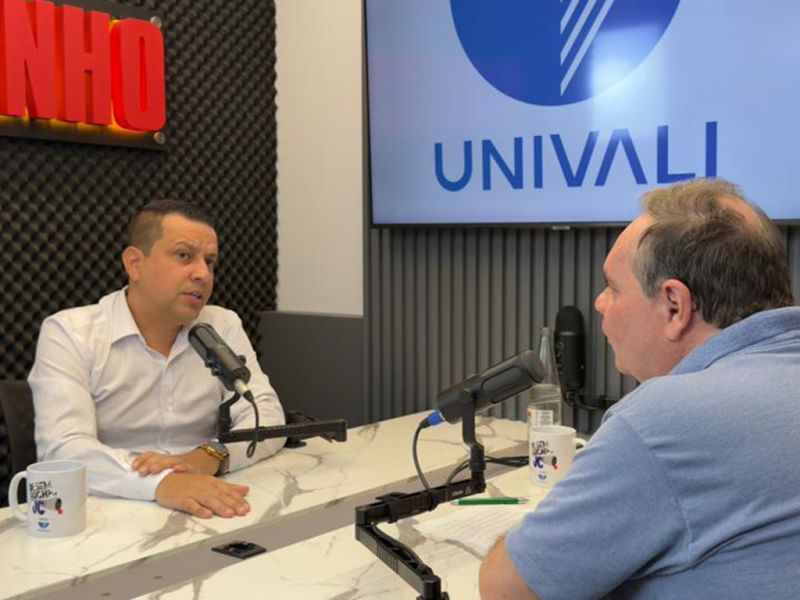 O vereador de Penha, Adriano Tibeco (PSDB), participou do Desembucha, JC. Assista no: youtube.com/@DesembuchaJC
