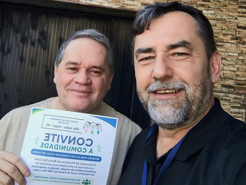 Conselho de Saúde. Recebi a visita do presidente da Associação de Moradores do bairro São Judas, na city pexêra, que veio me convidar e divulgar a reunião pública de criação, eleição e composição do Conselho Local de Saúde da unidade básica do São Judas. O que vai ajudar, e muito, nas decisões de saúde do bairro. A reunião é nesta sexta-feira, às 19h, no salão paroquial da igreja São Judas Tadeu, na rua Indaial. Bora lá!