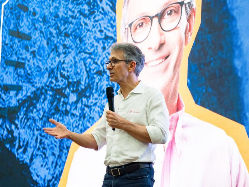 O presidenciável Romeu Zema (Novo) volta a Santa & Bela Catarina para um tour por várias citys
