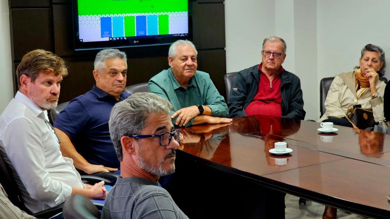 O pré-candidato a governador João Rodrigues (PSD) visitou o Sindipi e destacou a importância da pesca