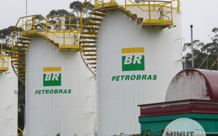 Joinville quer ICMS que Itajaí recebe por abrigar distribuidoras de combustíveis 