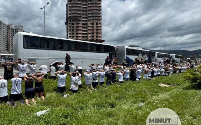 Sete ônibus santistas emboscaram  torcida do Inter
